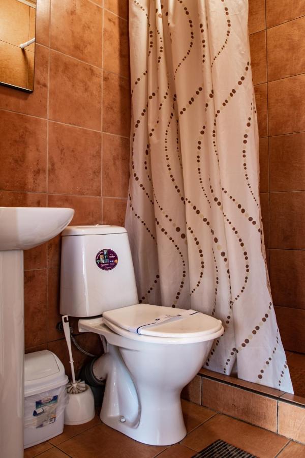 Bilya Richky Hotel Kamianets-Podilskyi Exterior photo